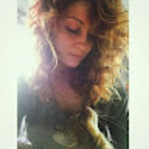 Meet your Posher, Leah